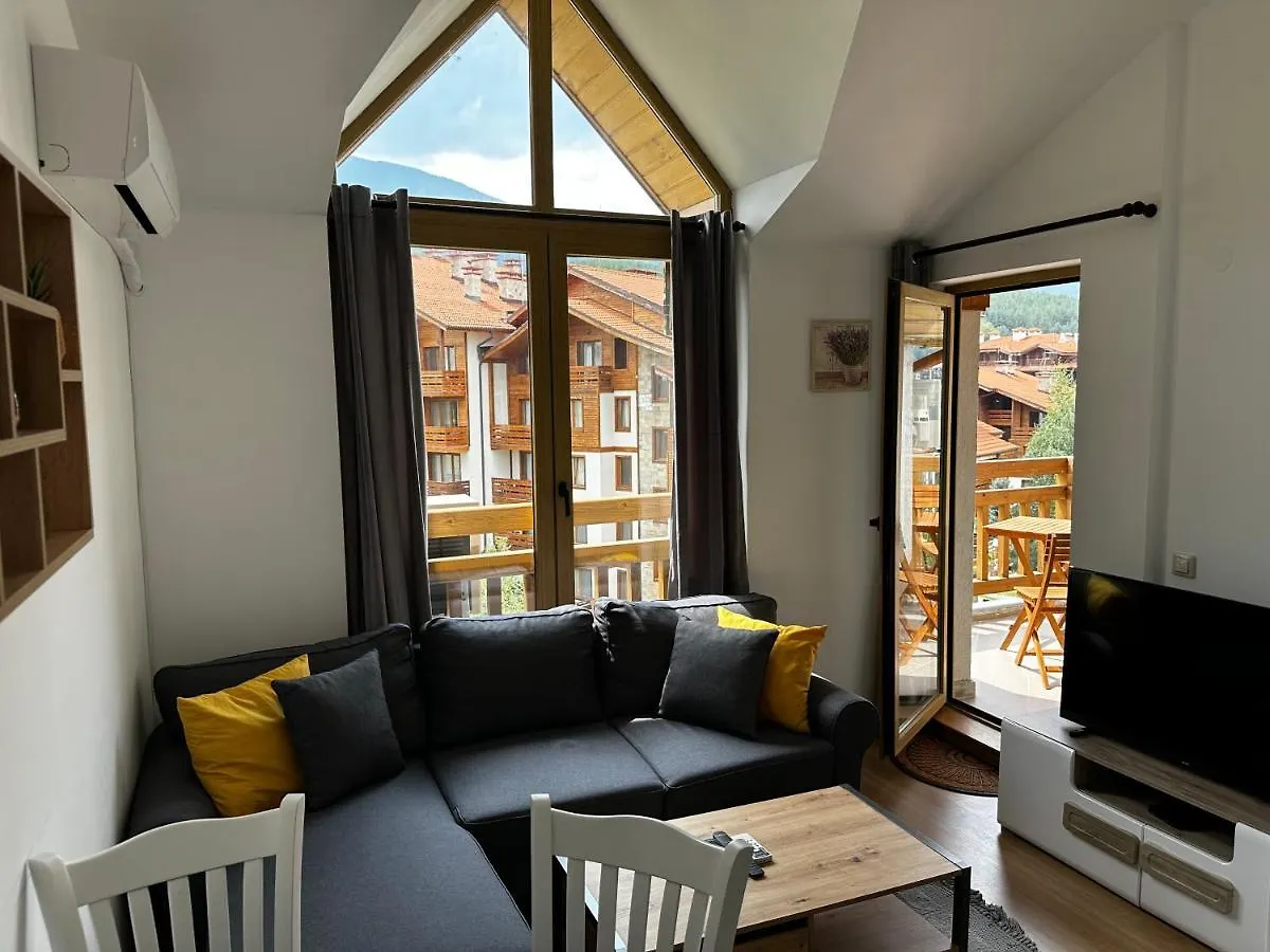 Cozy Duplex Apartment In St. John Park location